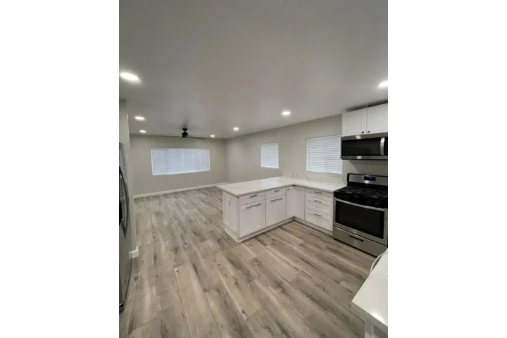 $1100 : APT CON PARKING EN LOS ANGELES image 1