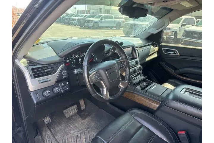 $34000 : GMC Yukon 2019 4x4 Denali 4d image 10