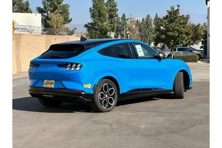 $29989 : Ford Mustang Mach-E 2022 AWD image 3