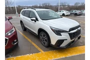 $29997 : Subaru Ascent 2023 AWD Limit thumbnail