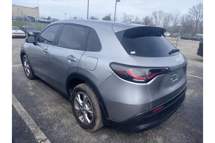 $21977 : Honda HR-V 2024 AWD LX 4dr C image 2