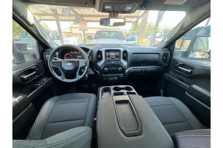 $35995 : 2022 Silverado 2500HD Work Tr image 10