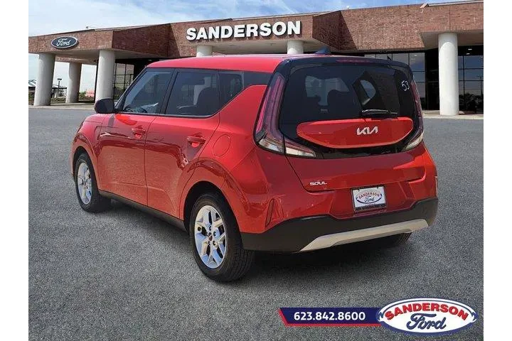 $15888 : Kia Soul 2023 LX 4dr Crossov image 5