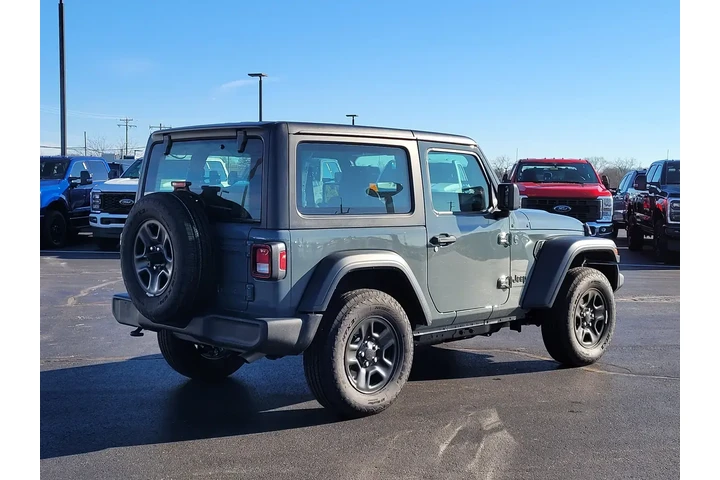 $35500 : Jeep Wrangler 2026 4x4 Sport image 4