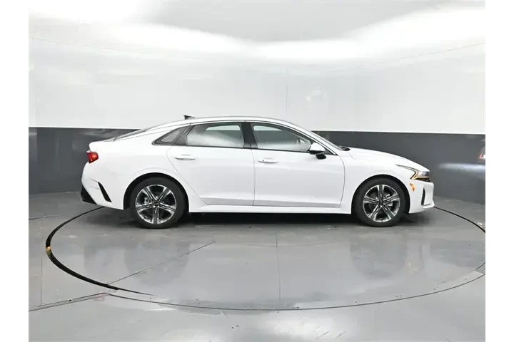 $24595 : Kia K5 2024 EX 4dr Sedan image 2