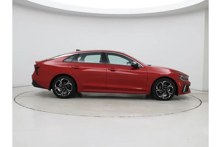 $27998 : Kia K5 2025 GT-Line 4dr Seda image 7