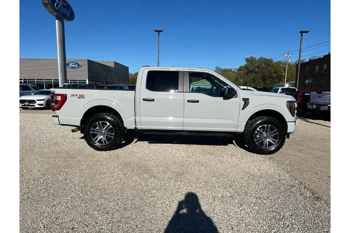 $39400 : Ford F-150 2023 4x4 XL 4dr S image 8