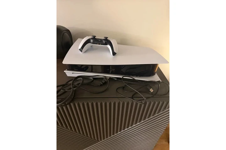 $300 : ps5 for sale image 5