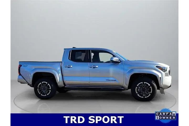 $38494 : Toyota Tacoma 2025 4x2 TRD S image 9