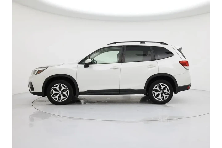 $23998 : Subaru Forester 2019 AWD Pre image 3
