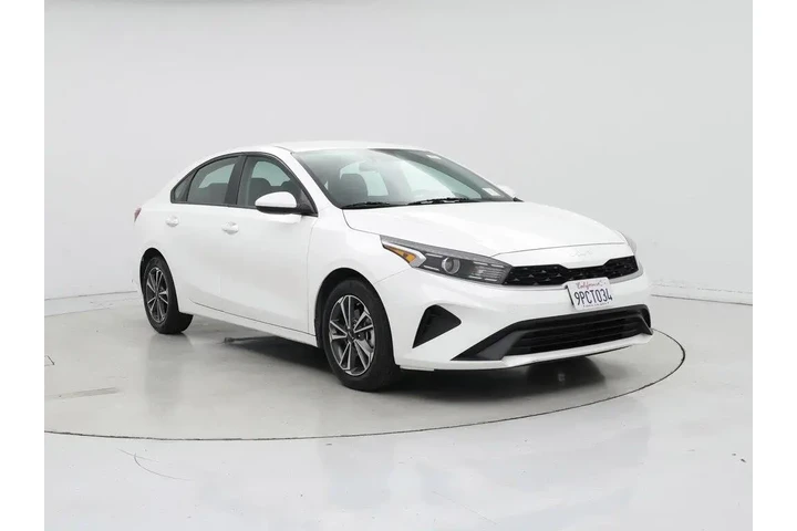 $19998 : Kia Forte 2024 LXS 4dr Sedan image 1