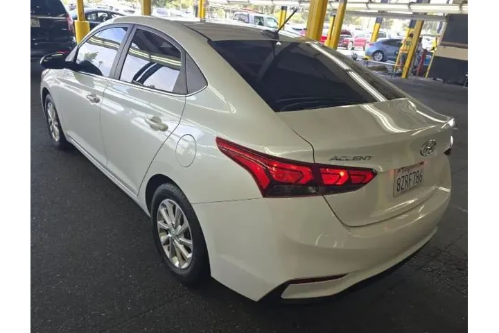$15800 : Hyundai ACCENT 2022 SE 4dr S image 3