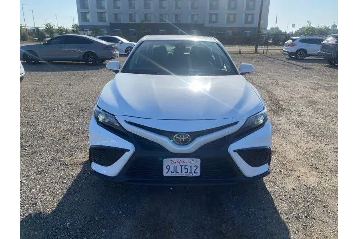 $26900 : Toyota Camry 2024 SE 4dr Sed image 2