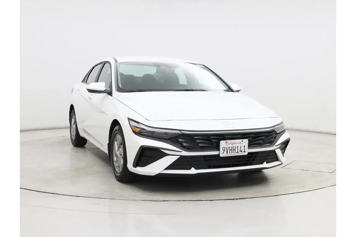 $21998 : Hyundai ELANTRA 2025 SE 4dr image 1