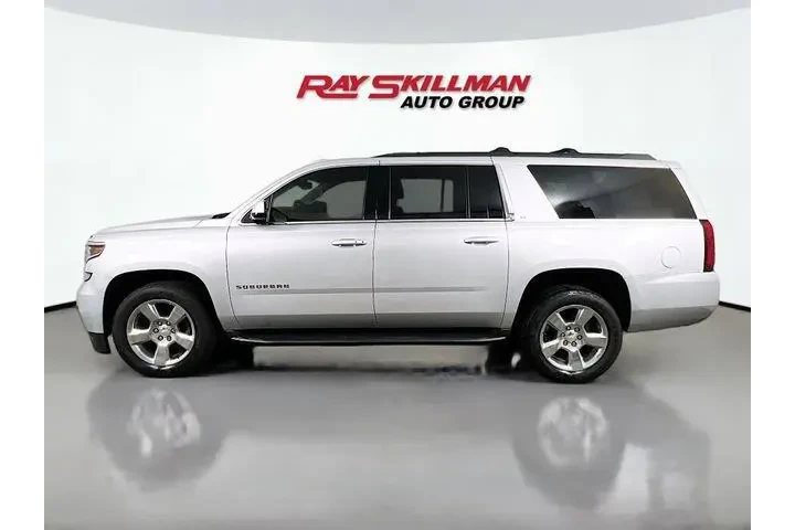 $27975 : Chevrolet Suburban 2017 4x4 image 4