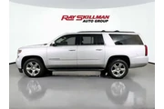 $27975 : Chevrolet Suburban 2017 4x4 thumbnail