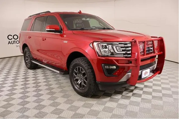 $33844 : Ford Expedition 2020 4x4 XLT image 1