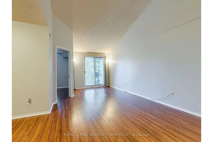 $950 : Studio Apartamento Disponible image 2