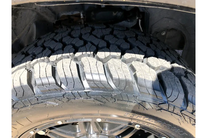 $20817 : 2014 RAM 1500 Sport Crew Cab image 8