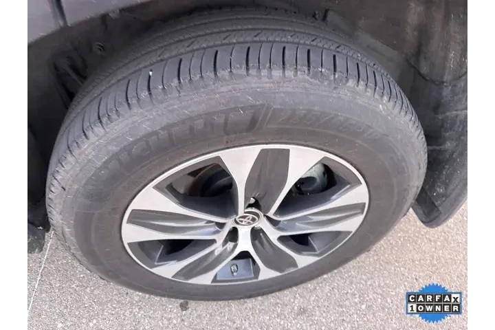 $27927 : Toyota Highlander 2020 AWD X image 6