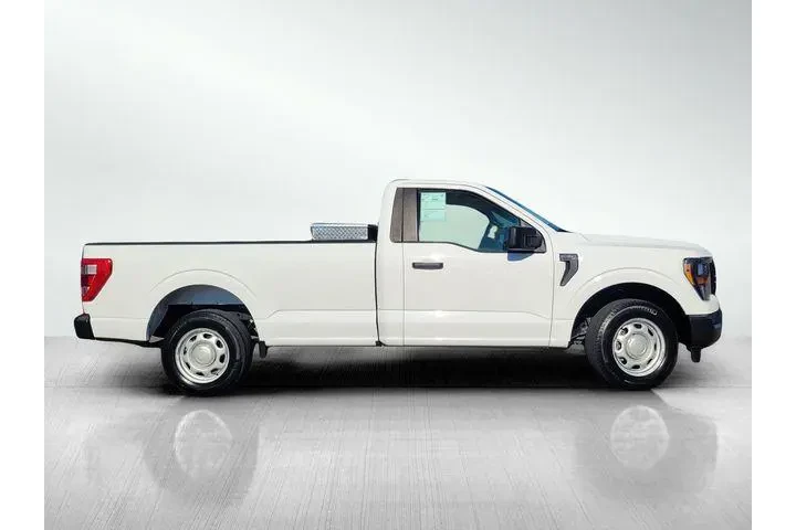 $29117 : Ford F-150 2023 4x2 XL 2dr R image 3