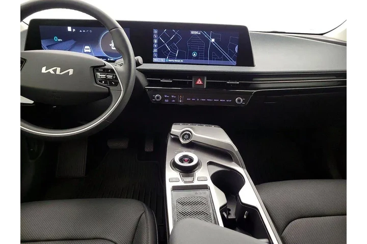 $26998 : Kia EV6 2022 AWD Wind 4dr Cr image 9