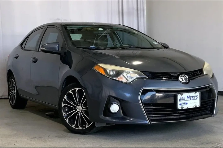 $12512 : Toyota Corolla 2016 S 4dr Se image 1