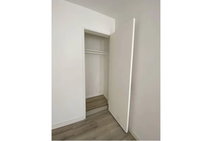 $1850 : 1 dormitorio, 1 baño — East Ho image 1