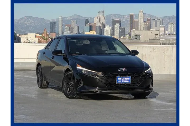 $17725 : Hyundai ELANTRA 2023 SEL 4dr image 1