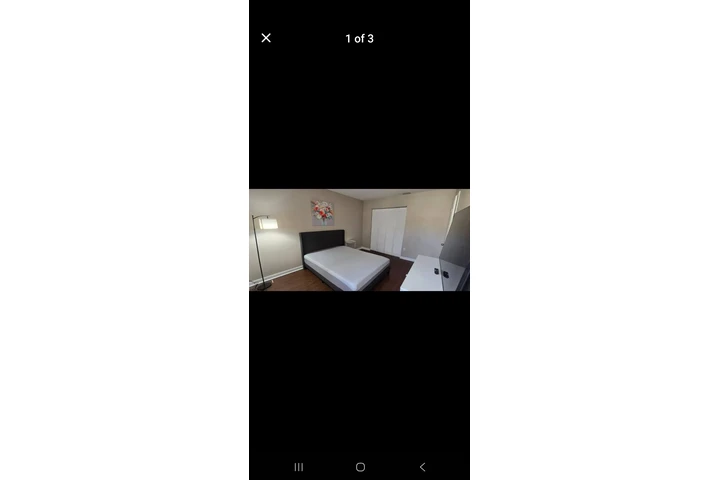 $1100 : Rento cuarto amoblado image 1