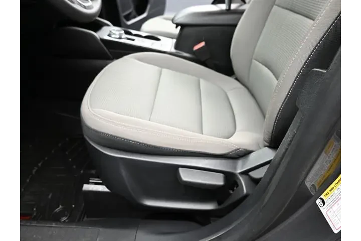 $17991 : Ford Escape 2022 S 4dr SUV image 6