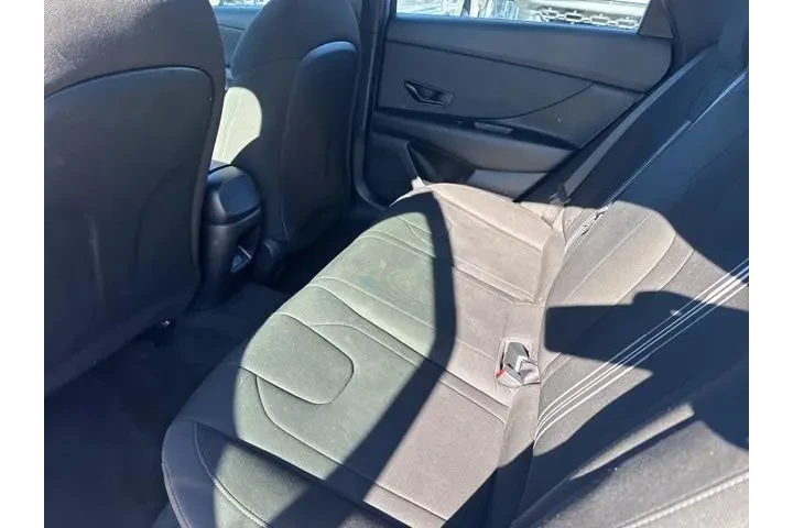 $17900 : Hyundai ELANTRA 2025 SEL Spo image 9