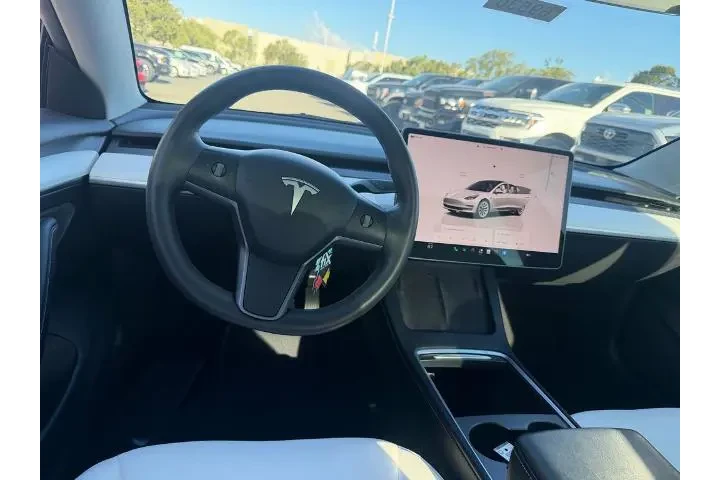 $21800 : Tesla Model 3 2022 AWD Long image 5
