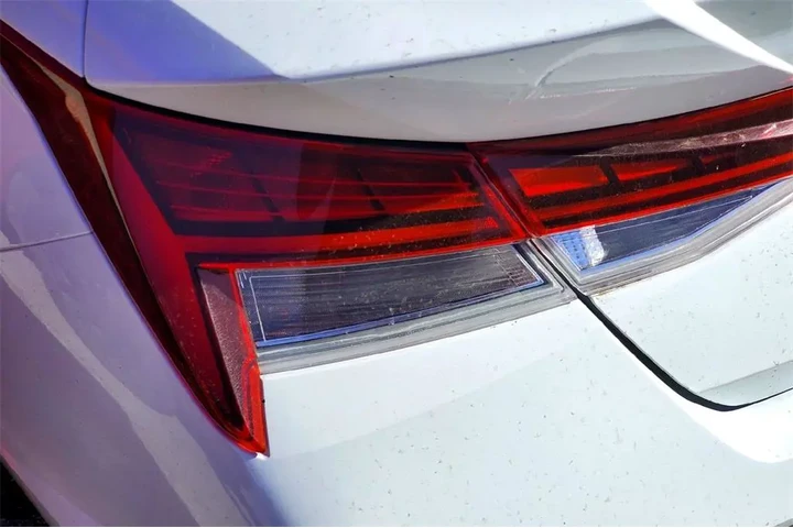 $22027 : Hyundai ELANTRA 2024 Limited image 7