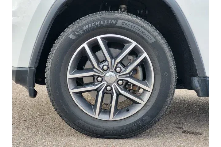 $13508 : Jeep Grand Cherokee 2018 4x4 image 10