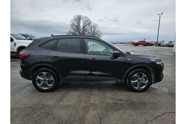 $27000 : Ford Escape 2025 AWD ST-Line image 4