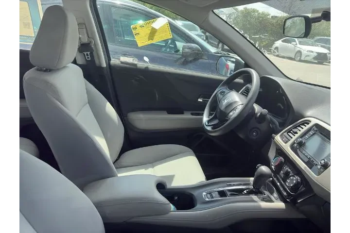 $19250 : Honda HR-V 2020 LX 4dr Cross image 5