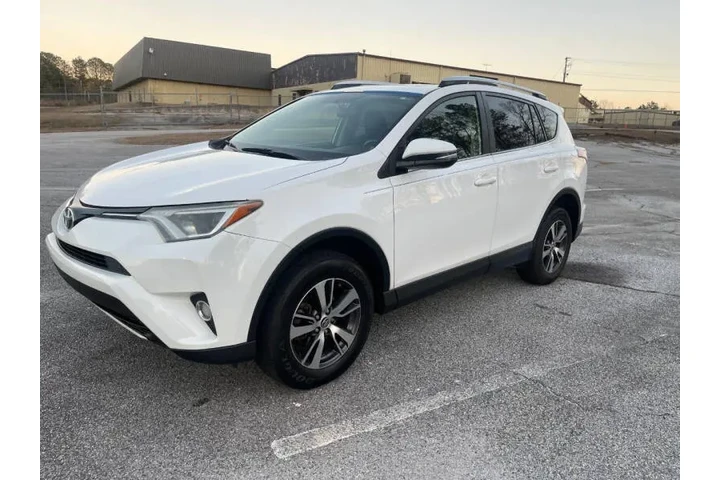 $11500 : 2016 RAV4 XLE image 2
