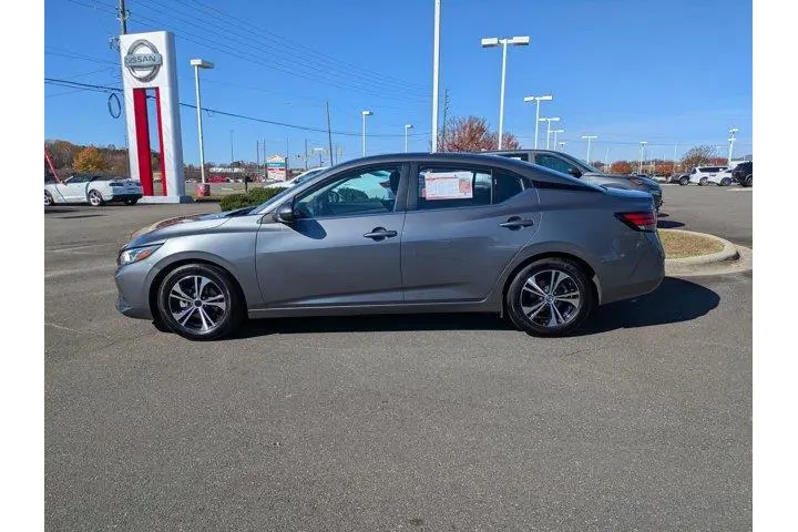$18695 : Nissan Sentra 2023 SV 4dr Se image 9