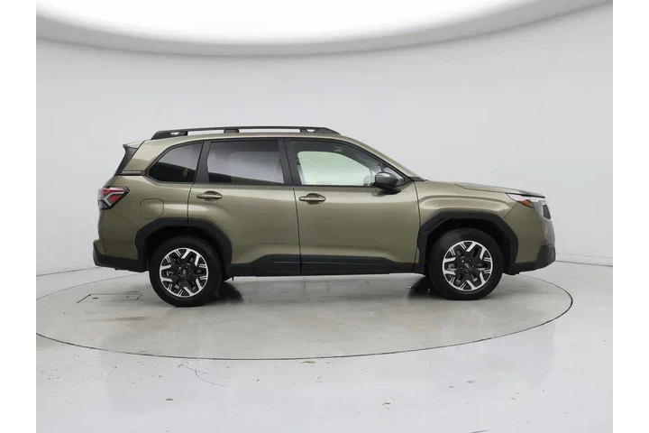 $31998 : Subaru Forester 2025 AWD Pre image 7