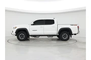 $36998 : Toyota Tacoma 2022 4x4 TRD O thumbnail