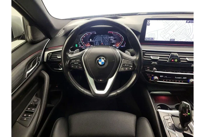 $27998 : BMW 5 Series 2021 AWD 530i x image 10