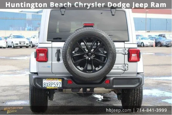 $26400 : Jeep Wrangler Unlimited 2021 image 4