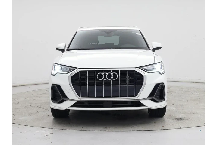 $28998 : Audi Q3 2022 AWD quattro S l image 5