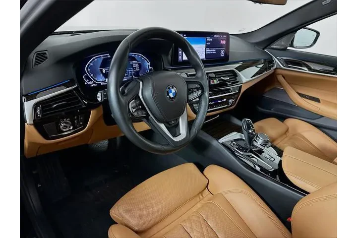 $30995 : BMW 5 Series 2023 AWD 530e x image 9