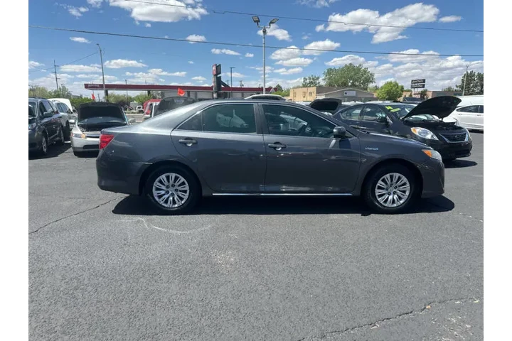 2012 Camry Hybrid LE image 10