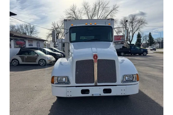 $32990 : 2008 Kenworth T300 image 4