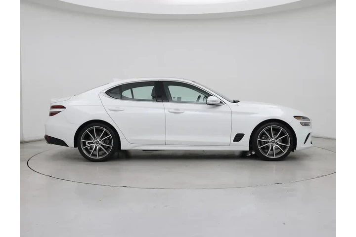 $29998 : Genesis G70 2022 2.0T 4dr Se image 7