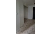 $1400 : Casita pequeña adosada thumbnail