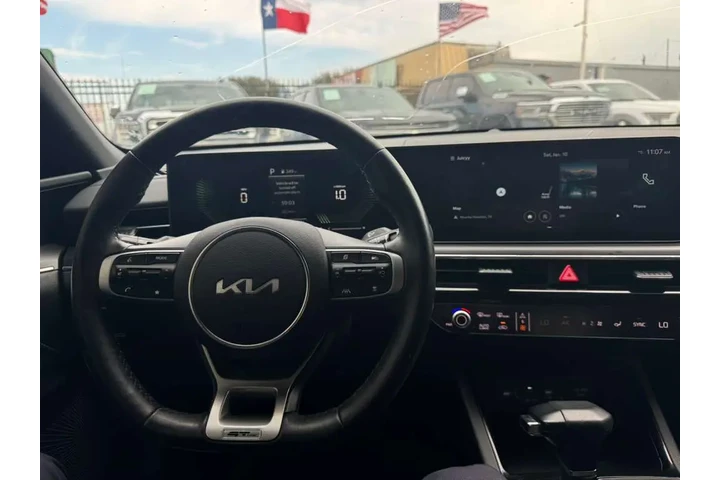 2025 K5 GT-Line image 8